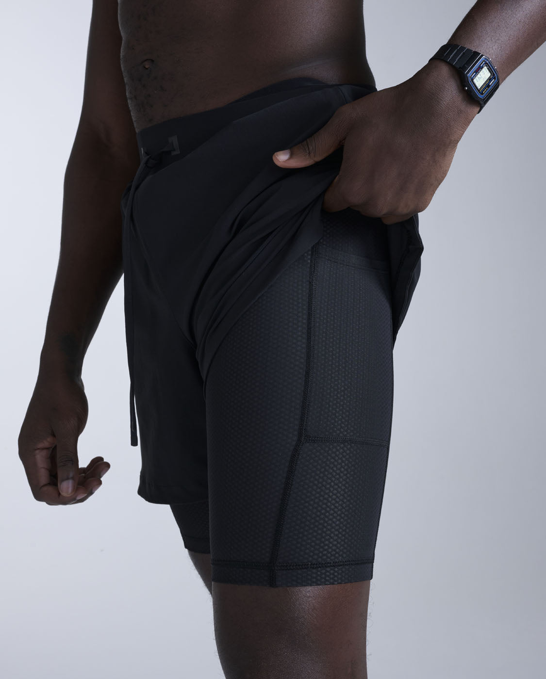 2xu-flex-2-in-1-5-inch-shorts-pantaloncini-training-uomo-nero image 6