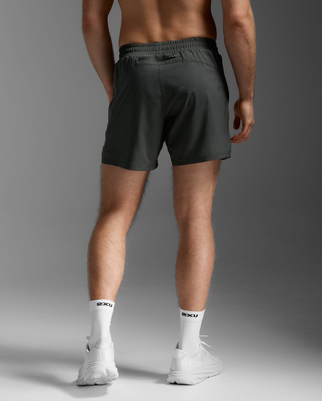 2xu-aero-5-inch-shorts-con-intimo-lined-da-running-grigio image 3