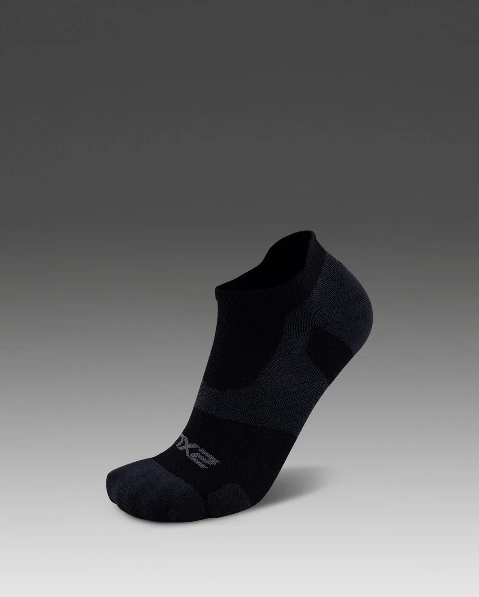 2xu-vectr-light-cushion-no-show-compression-socks-calze-running-nere image 1