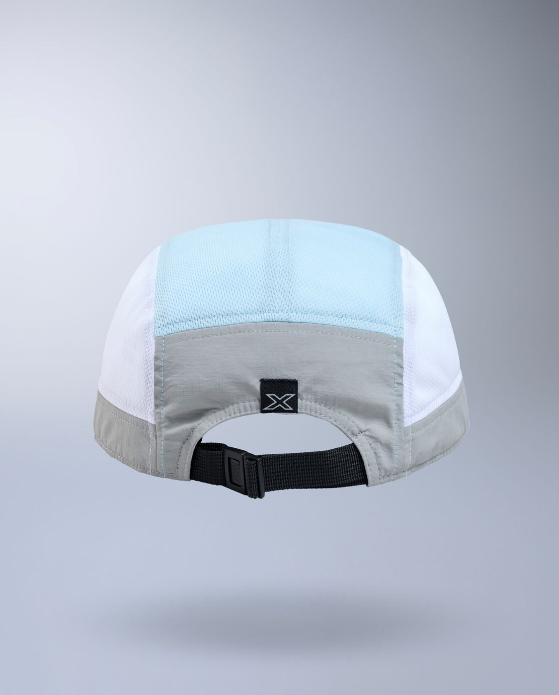2xu-light-speed-cappellino-running-unisex-grigio image 3