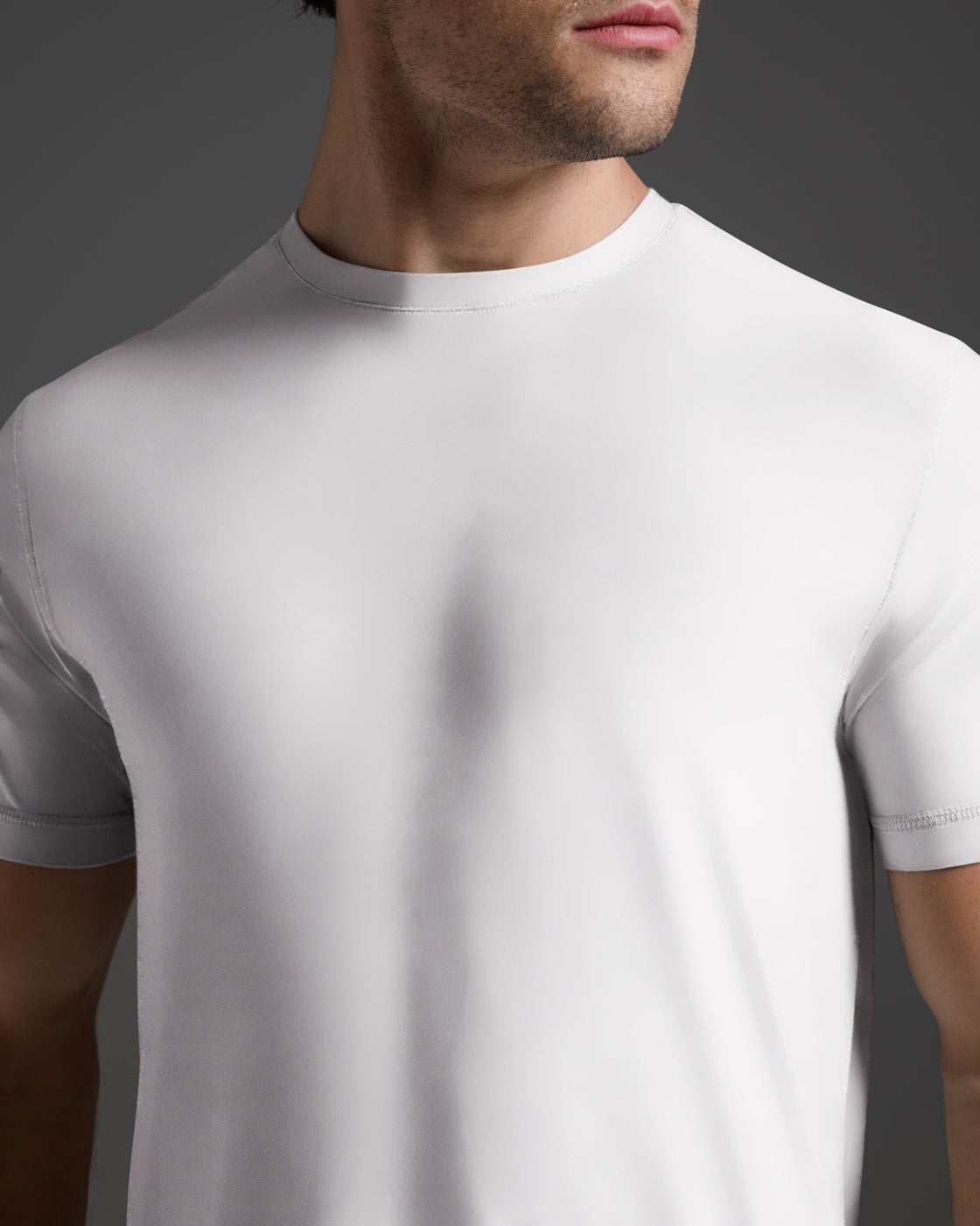 2xu-signature-tee-bianca image 7