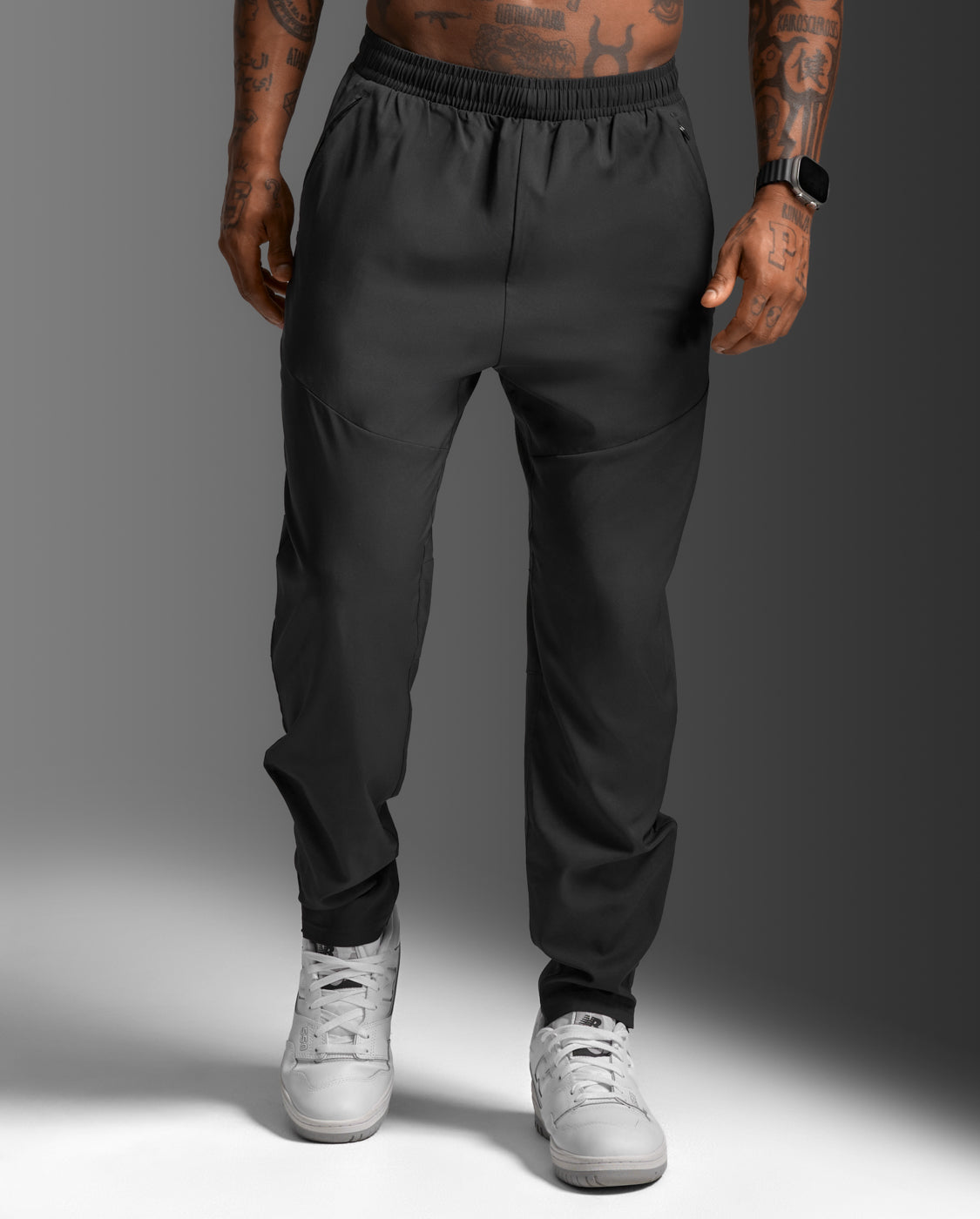 2xu-aero-woven-jogger-pantaloni-running-nero image 3