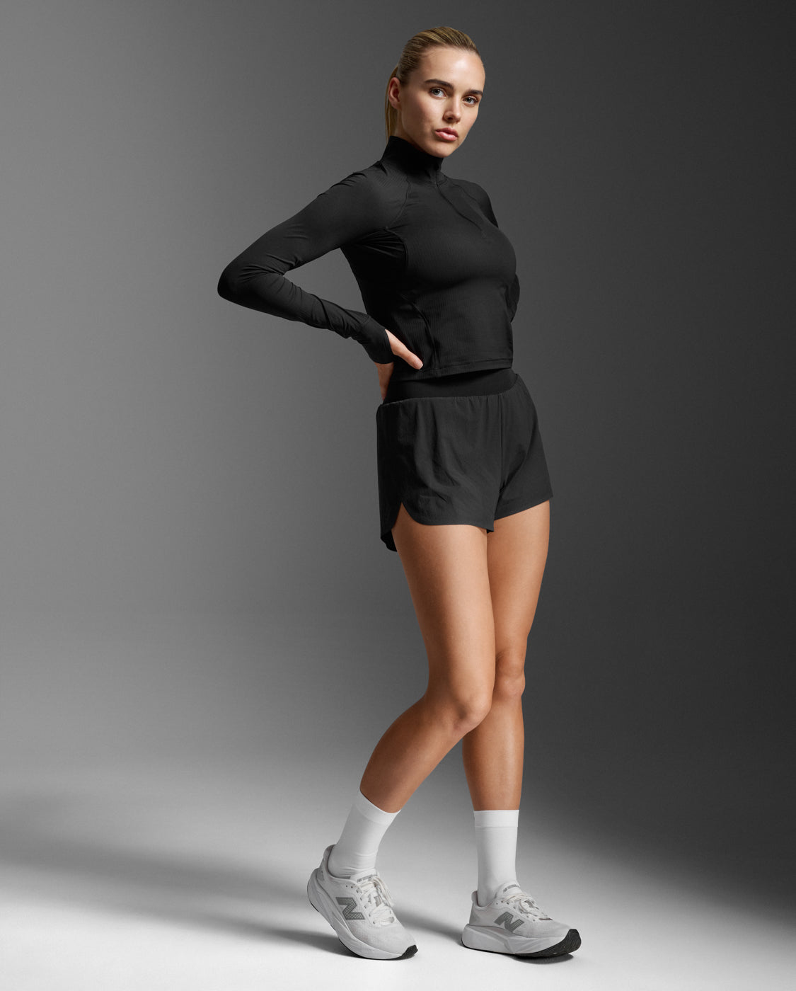 2xu-aero-waffle-1-2-zip-donna-running-nero-slim image 6