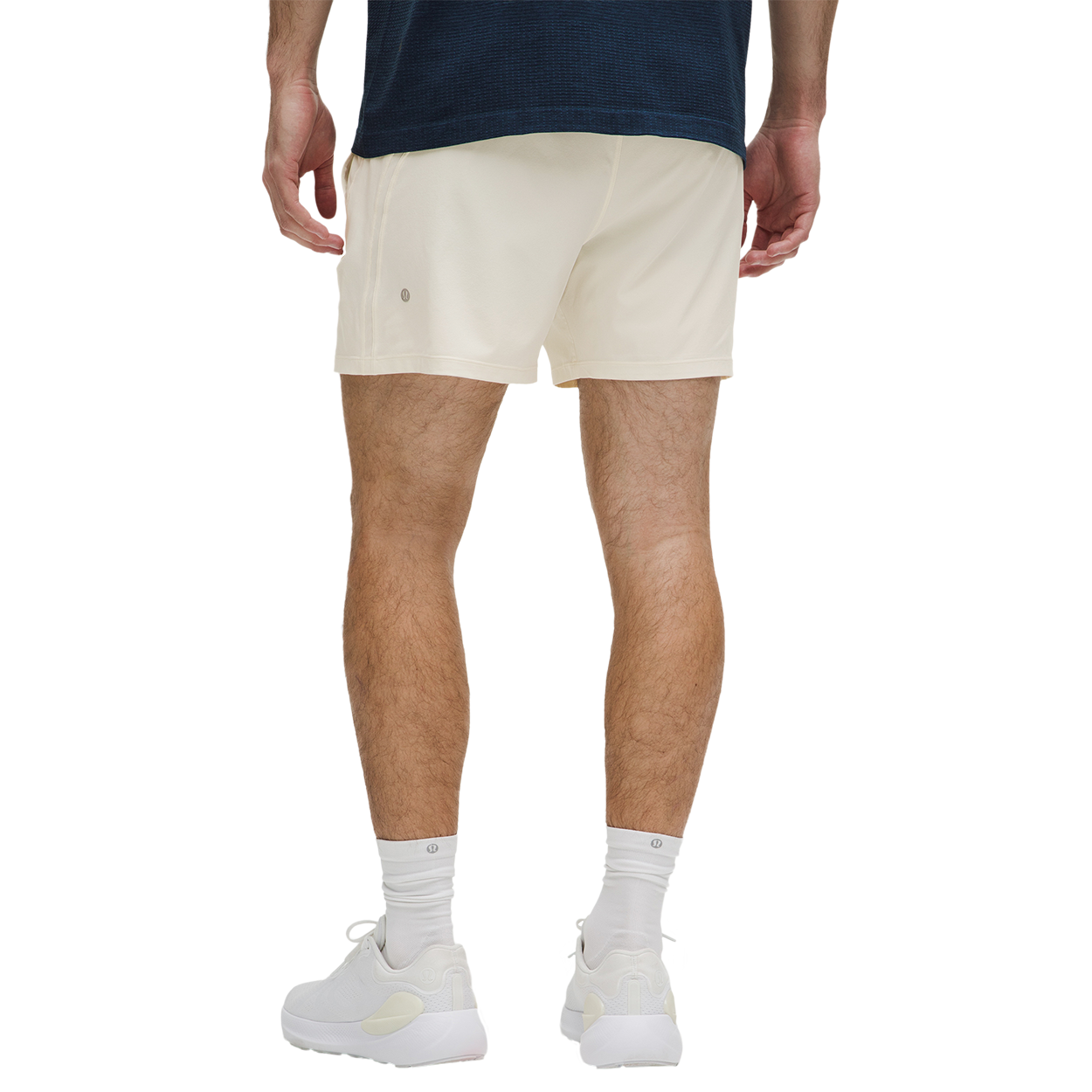 bauer-x-lululemon-pace-breaker-short-5-linerless-allenamento image 3