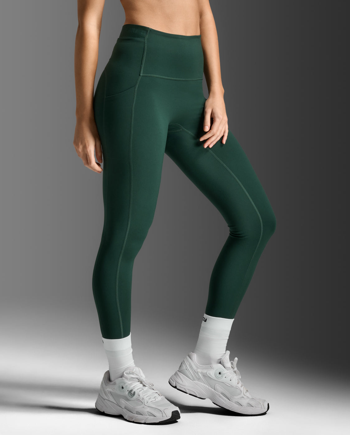 2xu-form-stash-hi-rise-compression-tights-verde-con-tasche image 5