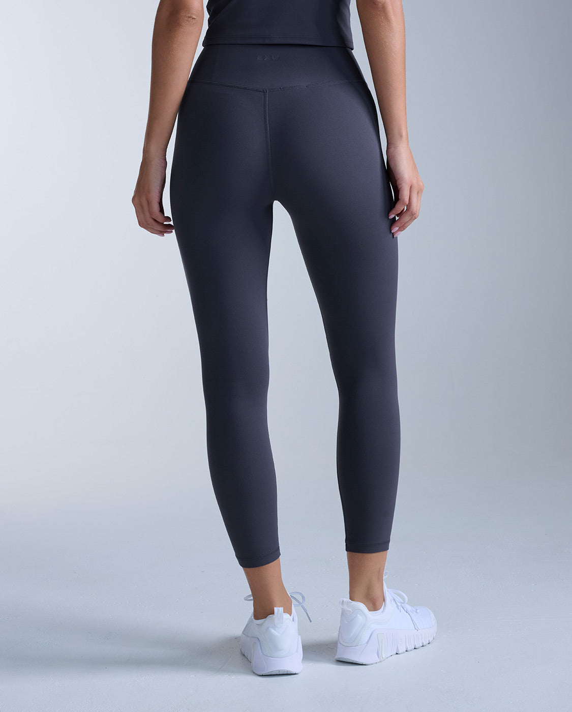 2xu-fluid-hi-rise-7-8-tights-donna-grigio-leggings-modellanti image 2