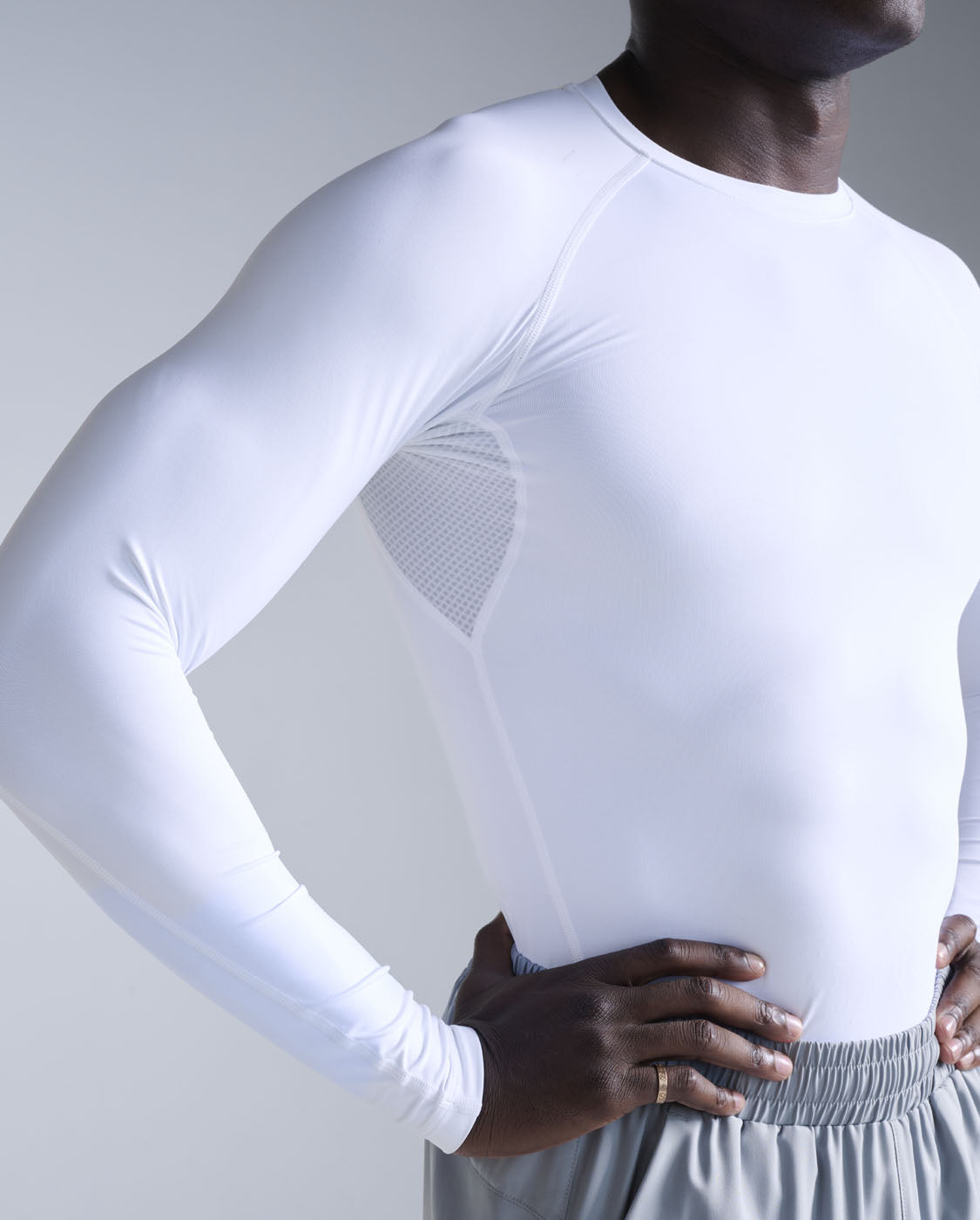 2xu-core-compression-long-sleeve-maglia-compressione-manica-lunga-bianco image 4