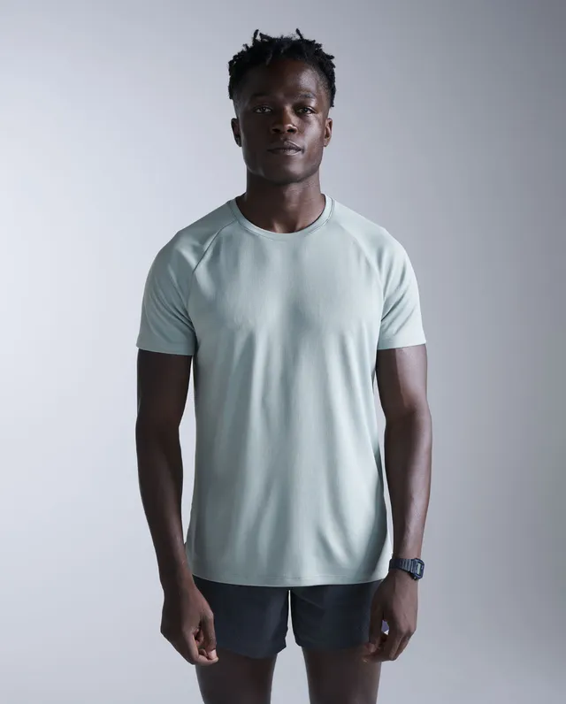 2xu-aero-tee-uomo-slim-azzurro-polvere image 1