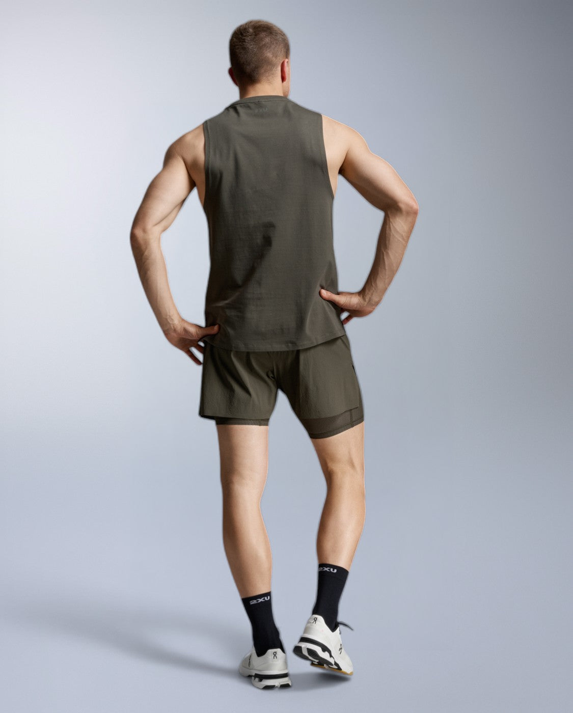 2xu-motion-cotton-flex-tank-canotta-training-uomo-verde image 8