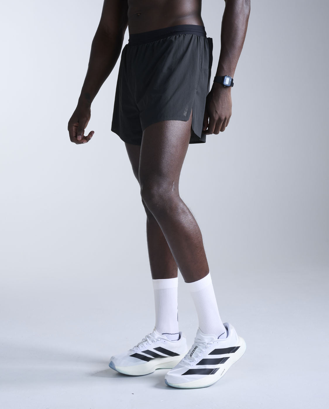 2xu-light-speed-stash-5-shorts-da-running-uomo-nero image 2