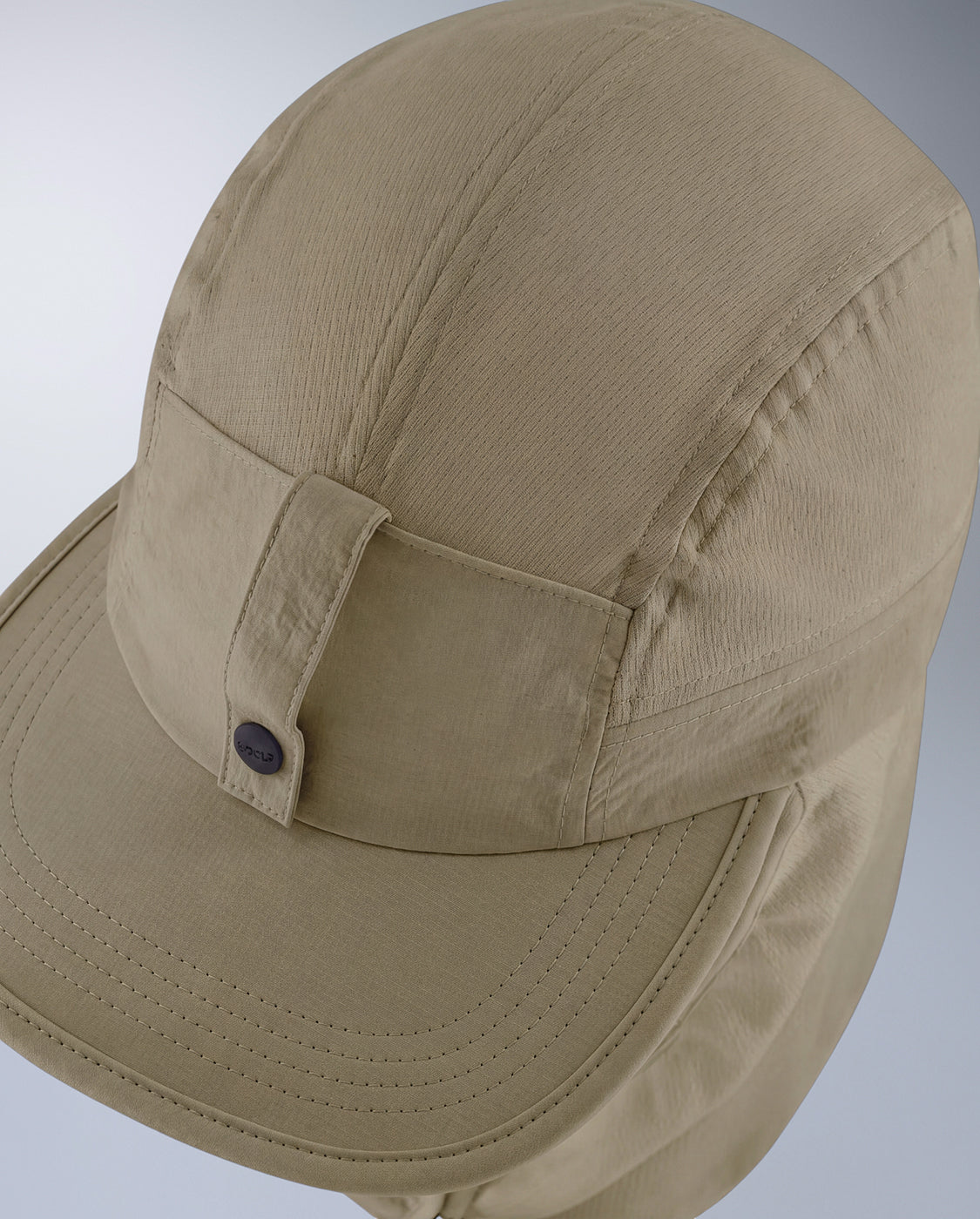 2xu-trail-legionnaire-cap-beige image 4