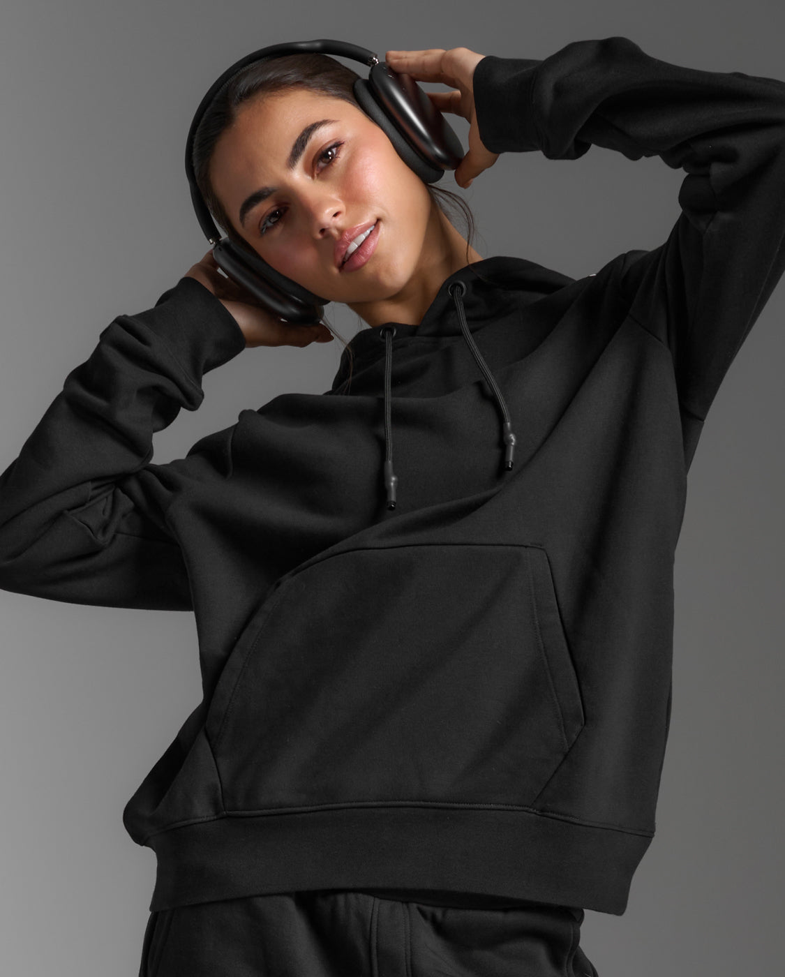 2xu-aspire-pullover-hoodie-donna-nero-felpa-cappuccio image 5