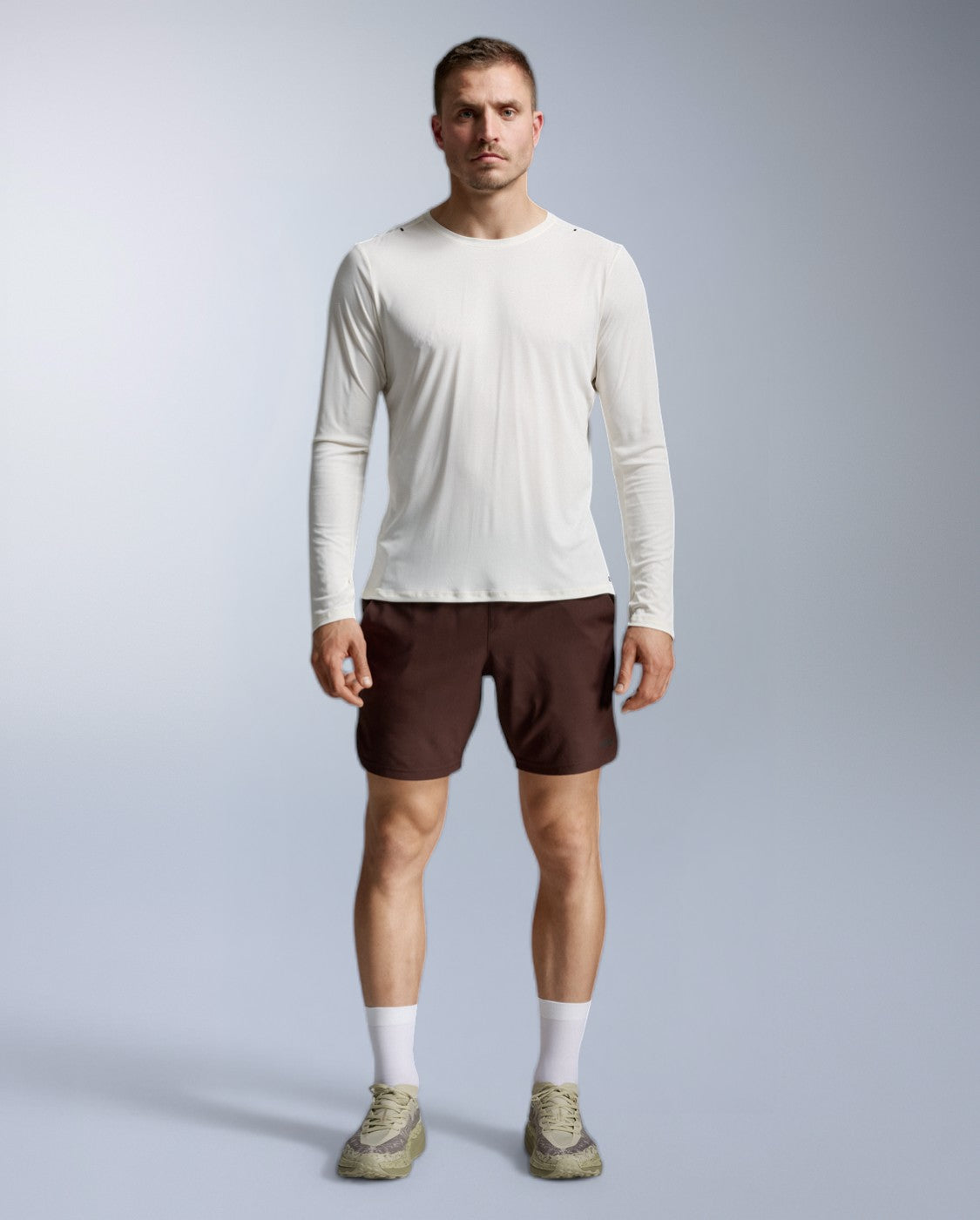 2xu-aero-trail-long-sleeve-maglia-trail-uomo-beige image 1
