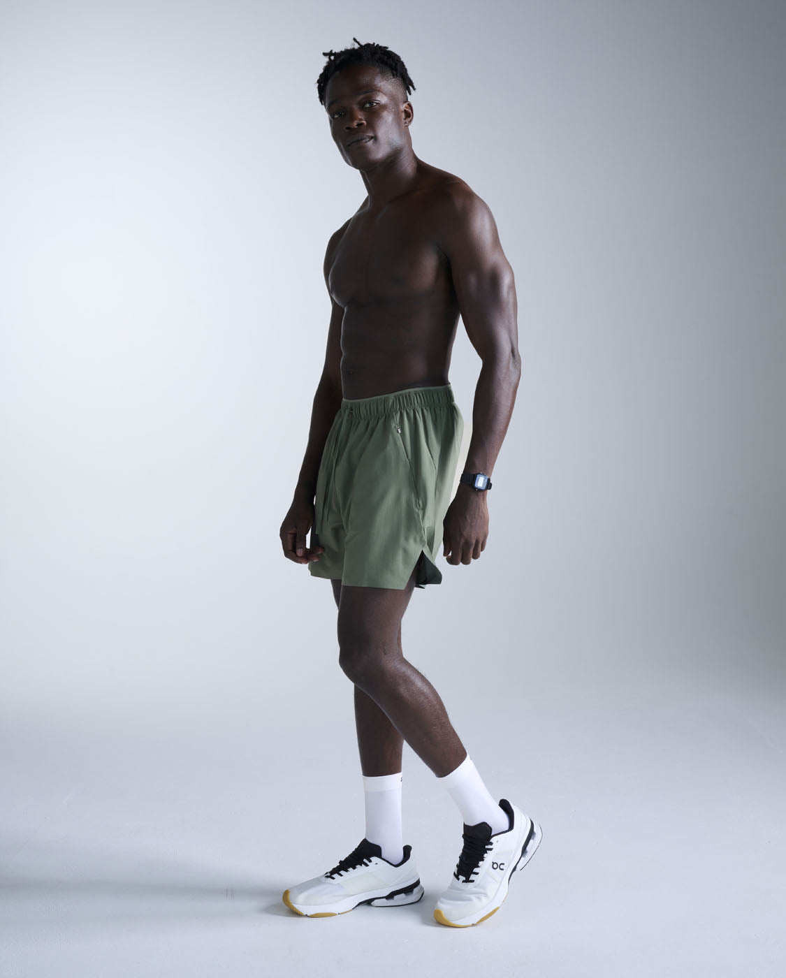 2xu-motion-5-inch-unlined-shorts-da-training-verde image 6