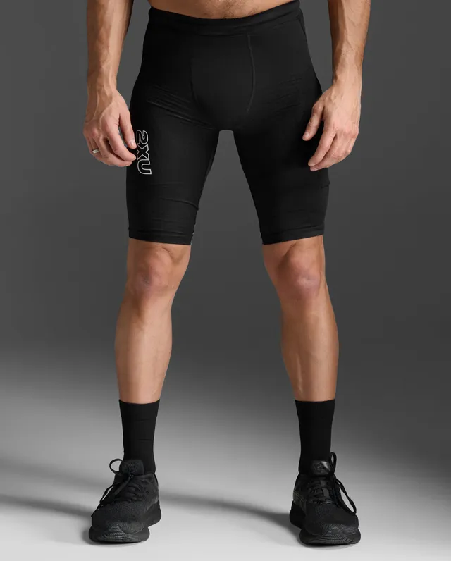 2xu-light-speed-react-compression-shorts-neri-pantaloncini-running-compressivi image 1