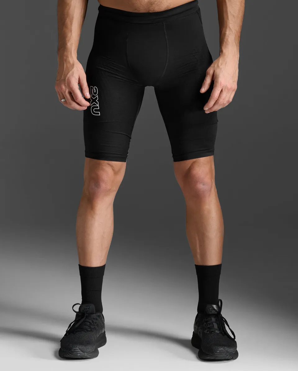 2xu-light-speed-react-compression-shorts-neri-pantaloncini-running-compressivi image 1
