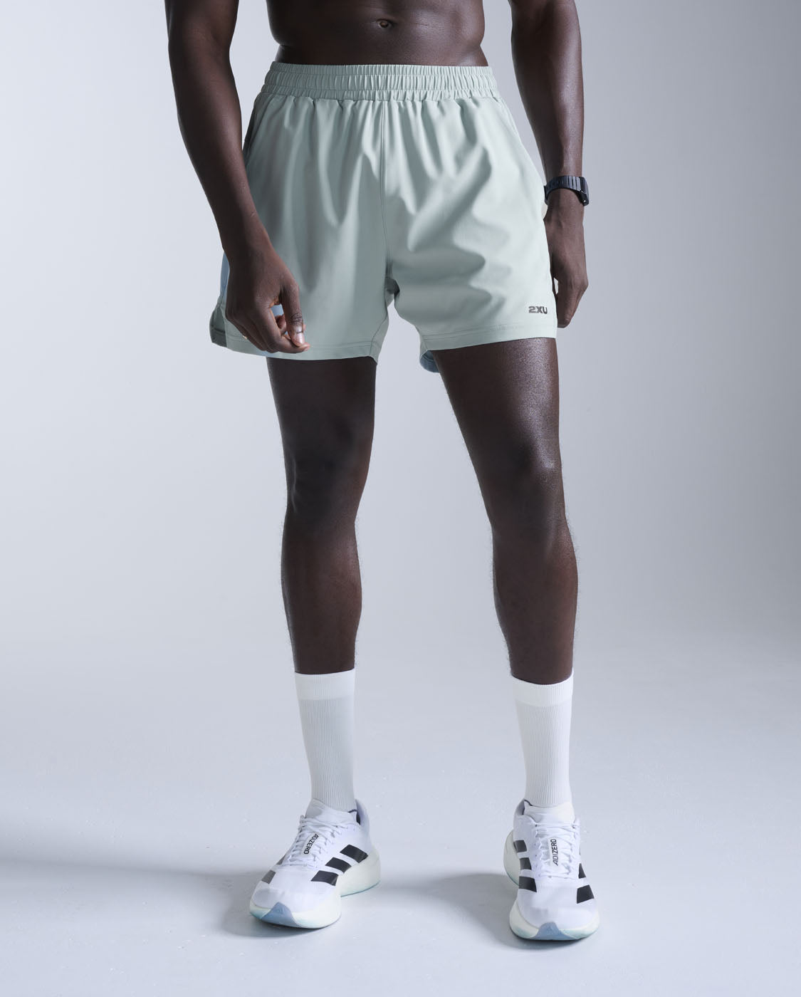 2xu-aero-5-inch-shorts-running-uomo-azzurro-slim image 1